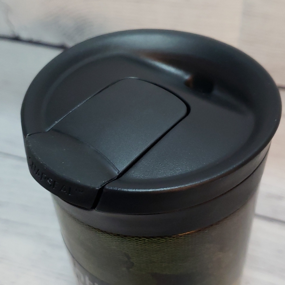 Snapseal Camo Travel Mugs - Picture 6 of 9